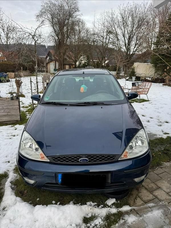 Gebraucht Ford Focus 90 PS (66 kW) 2003 Blau Kombi