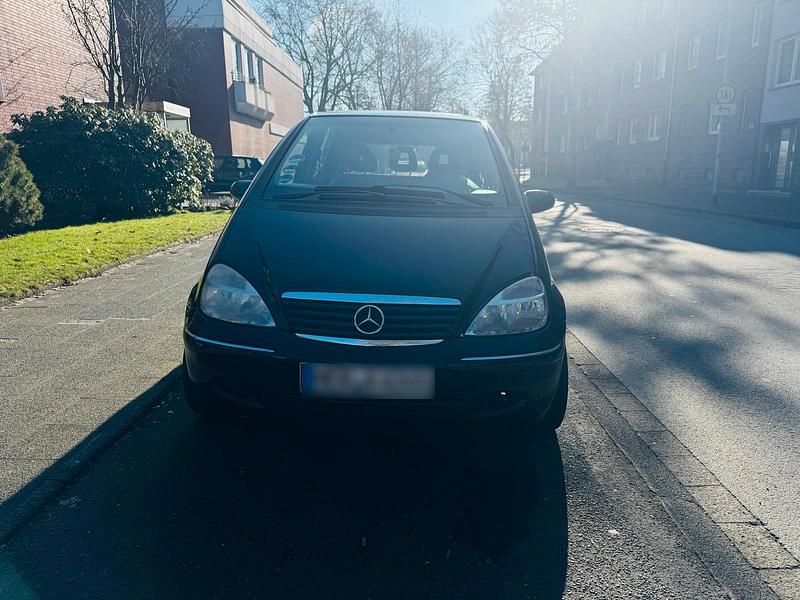Gebraucht Mercedes A190 125 PS (91 kW) 2002 Schwarz Limousine