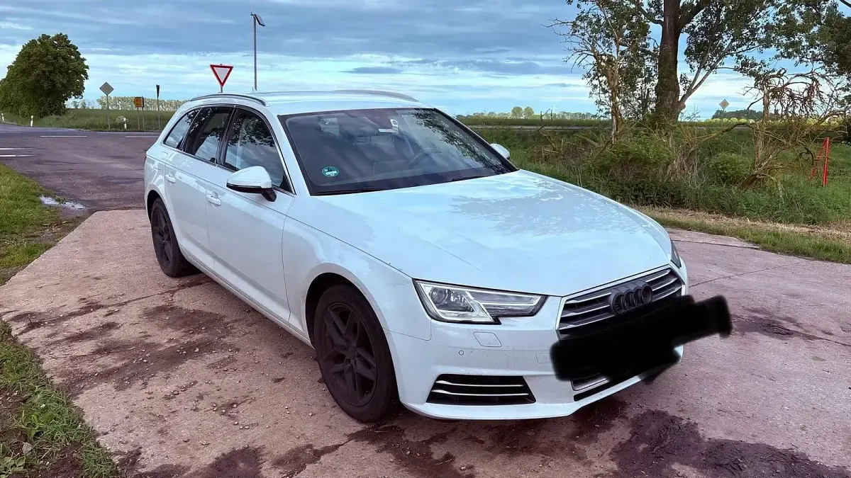 Gebraucht Audi A4 150 PS (110 kW) 2018 Weiß Kombi