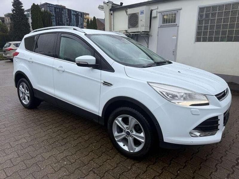Gebraucht Ford Kuga Titanium 182 PS (133 kW) 2014 Frostweiß SUV