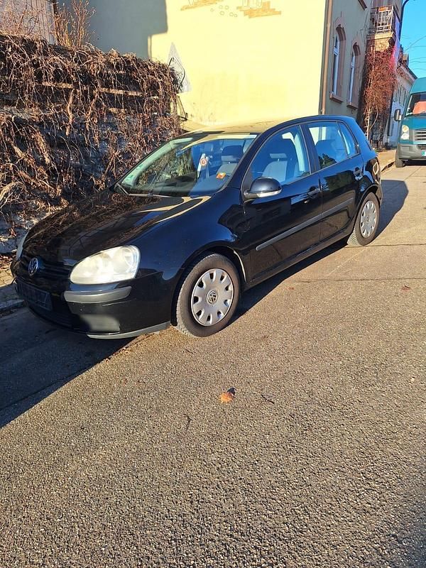 Gebraucht VW Golf V 2004 Schwarz Kleinwagen