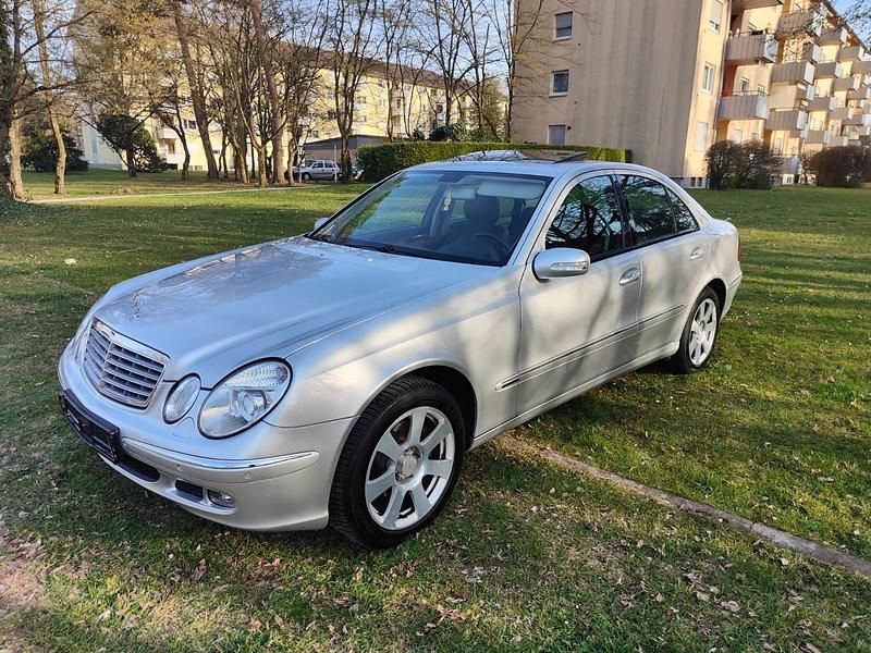 Gebraucht Mercedes E280 231 PS (169 kW) 2005 Silber Limousine