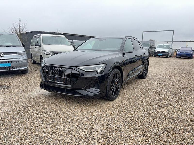 Gebraucht Audi e-tron S-Line 300 kW (408 PS) 2022 Mythosschwarz SUV