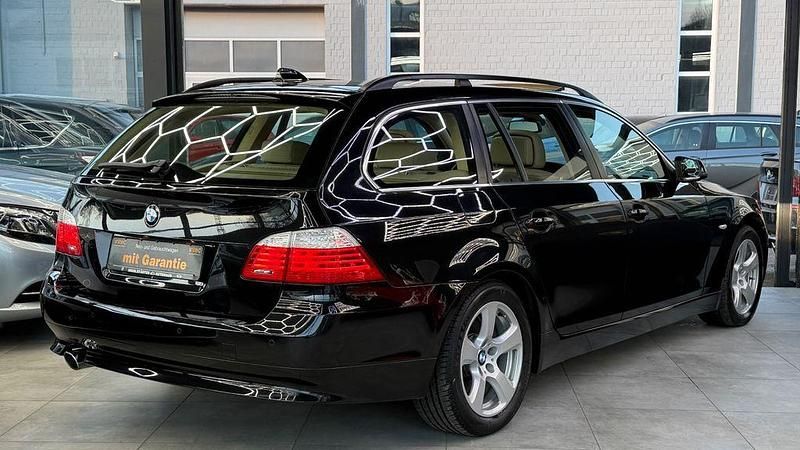 Gebraucht BMW 520 177 PS (130 kW) 2009 Schwarz Limousine