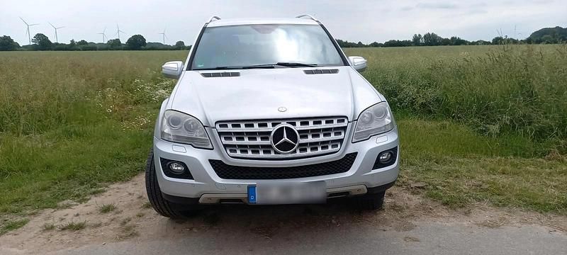 Andere farben Gebraucht 2009 Mercedes ML280 SUV | 8.200 € (Guter Preis) - Bild 1/4