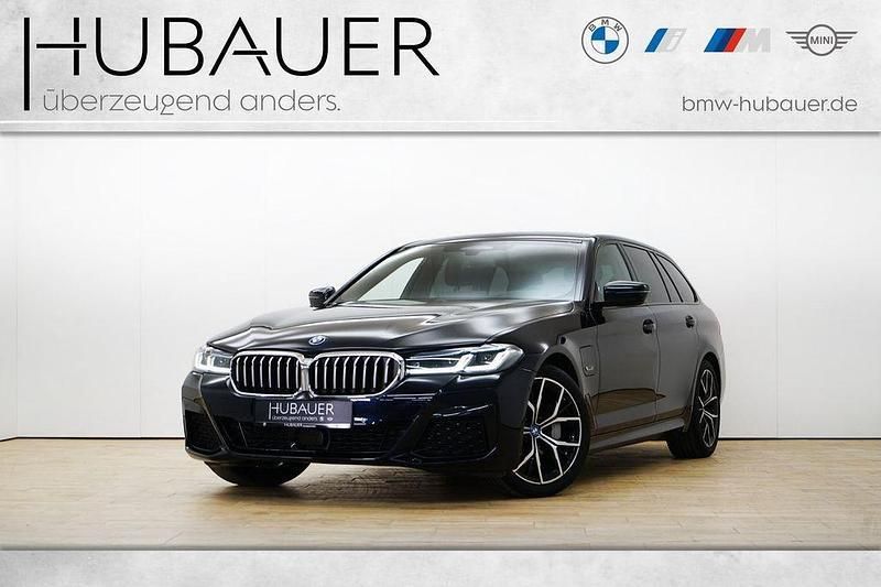 Schwarz Gebraucht 2022 BMW 530e M Sport Kombi | 34.890 € (Fairer Preis) - Bild 1/4