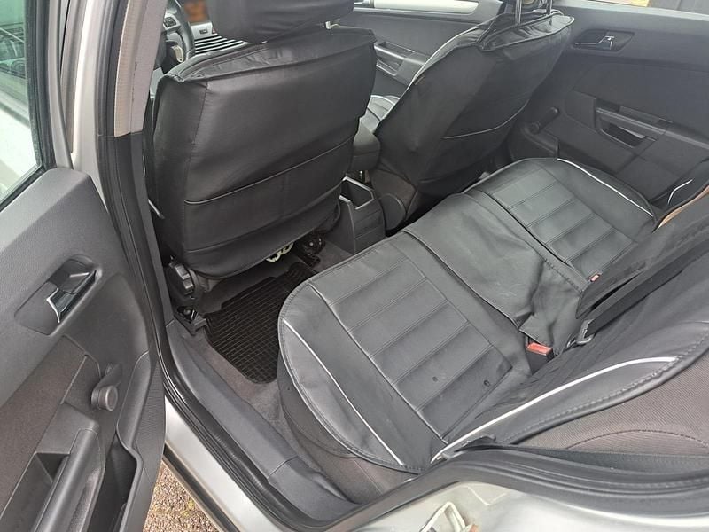 Second-hand Opel Astra 125 CP (91 kW) 2004 Argintiu Hatchback