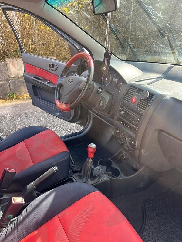 Gebraucht Hyundai Getz 67 PS (49 kW) 2008 Schwarz Kleinwagen