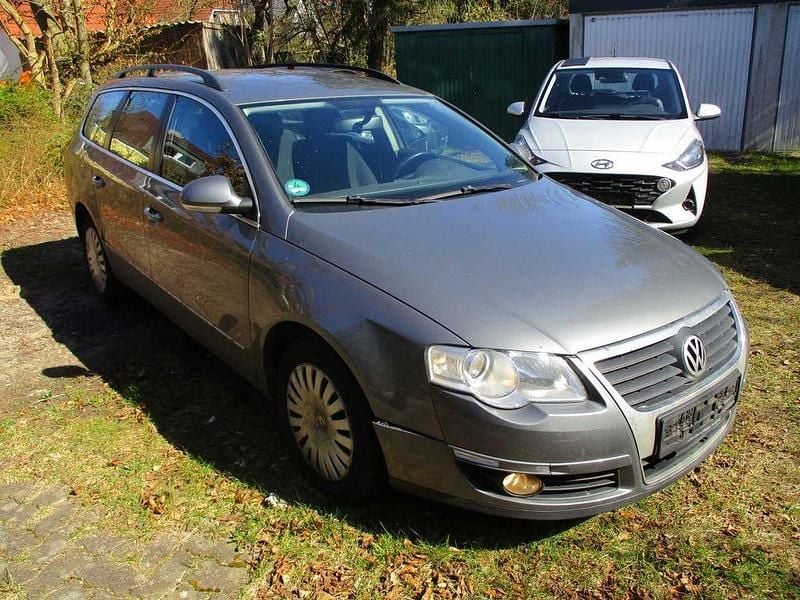 Gebraucht VW Passat 140 PS (102 kW) 2007 Grau Kombi