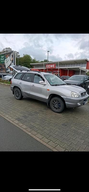 Beige Gebraucht 2004 Hyundai Santa Fe SUV | 2.100 € (Fairer Preis) - Bild 1/4