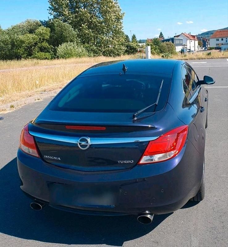 Gebraucht Opel Insignia 179 PS (131 kW) 2013 Blau Limousine