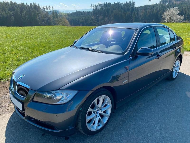 Second-hand BMW 325 218 CP (160 kW) 2007 Gri Berlinǎ
