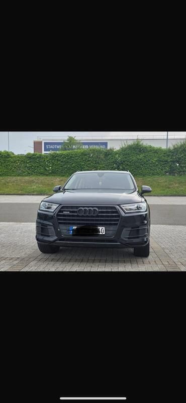 Schwarz Gebraucht 2017 Audi Q7 Ambiente SUV | 34.749 € (Fairer Preis) - Bild 1/4