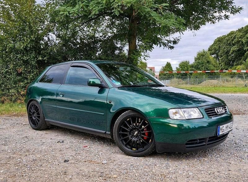 Grün Gebraucht 1998 Audi A3 Comfort Kleinwagen | 3.998 € (Teuer) - Bild 1/4