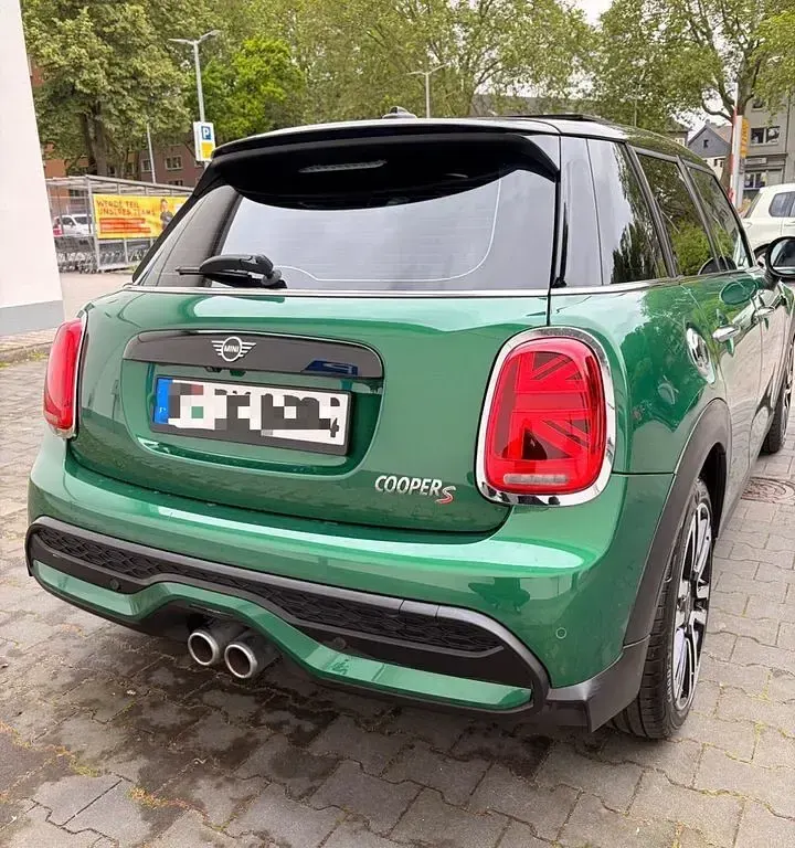Gebraucht Mini Cooper S Classic 178 PS (130 kW) 2021 Grün Kleinwagen