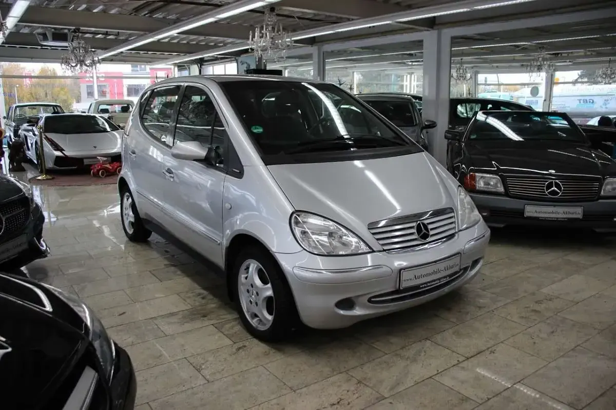 Gebraucht Mercedes A160 102 PS (75 kW) 2001 Silber Limousine