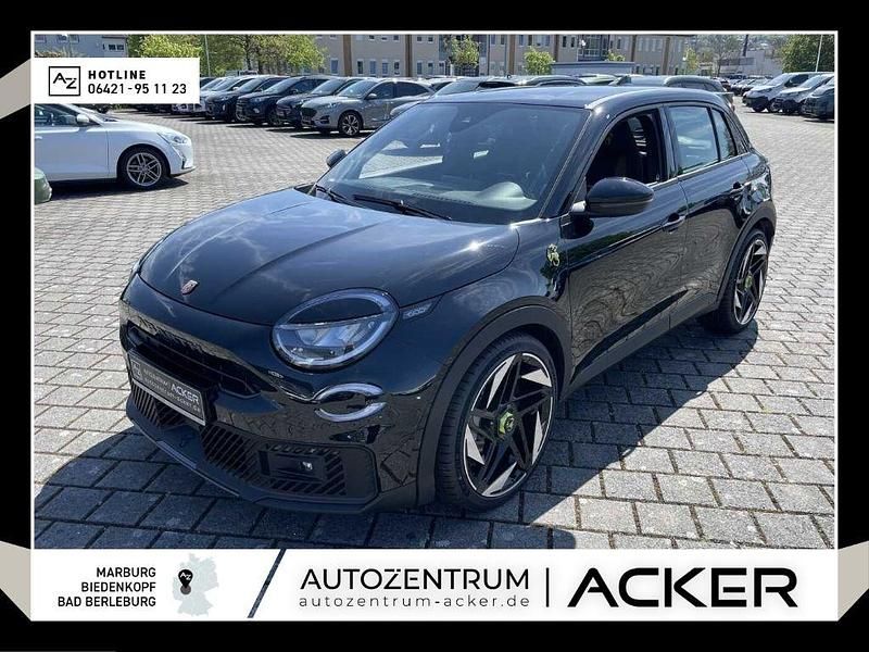 Venom black (schwarz) Neu 2025 Abarth 600e Turismo SUV | 33.490 € - Bild 1/1