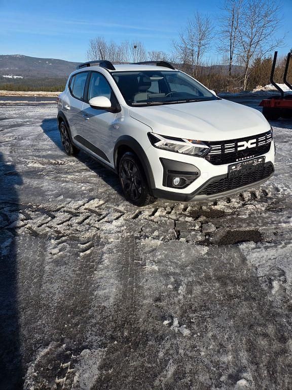 Gebraucht Dacia Sandero Expression 91 PS (66 kW) 2025 Weiß Limousine