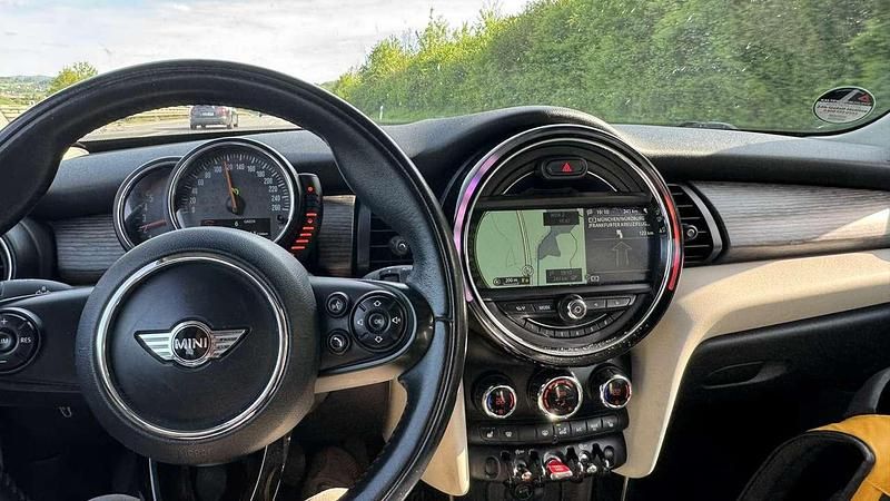 Gebraucht Mini Cooper D 116 PS (85 kW) 2014 Kleinwagen