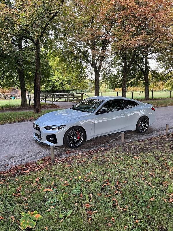 Grau Gebraucht 2022 BMW 430 M Performance Coupé | 43.200 € (Etwas zu teuer) - Bild 1/4