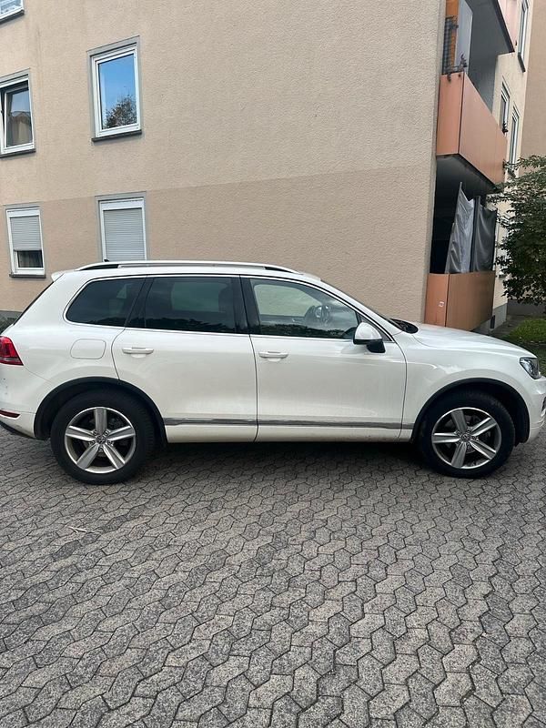 Gebraucht VW Touareg Exclusive 245 PS (180 kW) 2011 Weiß SUV