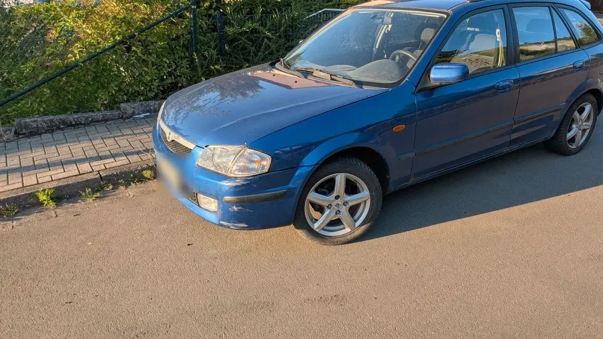 Gebraucht Mazda 323F Exclusive 88 PS (64 kW) 2000 Limousine