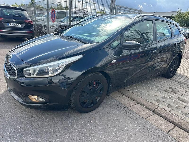 Schwarz Gebraucht 2013 Kia Ceed Sportswagon Edition 7 Kombi | 3.400 € (Fairer Preis) - Bild 1/4
