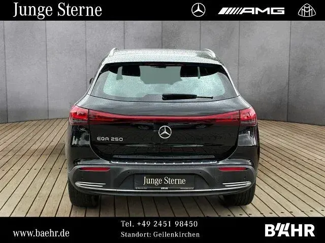 Second-hand Mercedes EQA250 Progressive 139 kW (190 CP) 2022 SUV