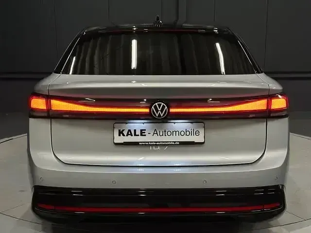Gebraucht VW ID.7 Pro 210 kW (286 PS) 2024 Scale silver metallic Limousine