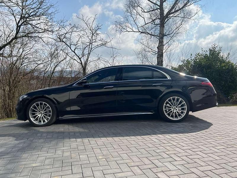 Schwarz Gebraucht 2023 Mercedes S580 Limousine | 114.990 € (Fairer Preis) - Bild 1/4
