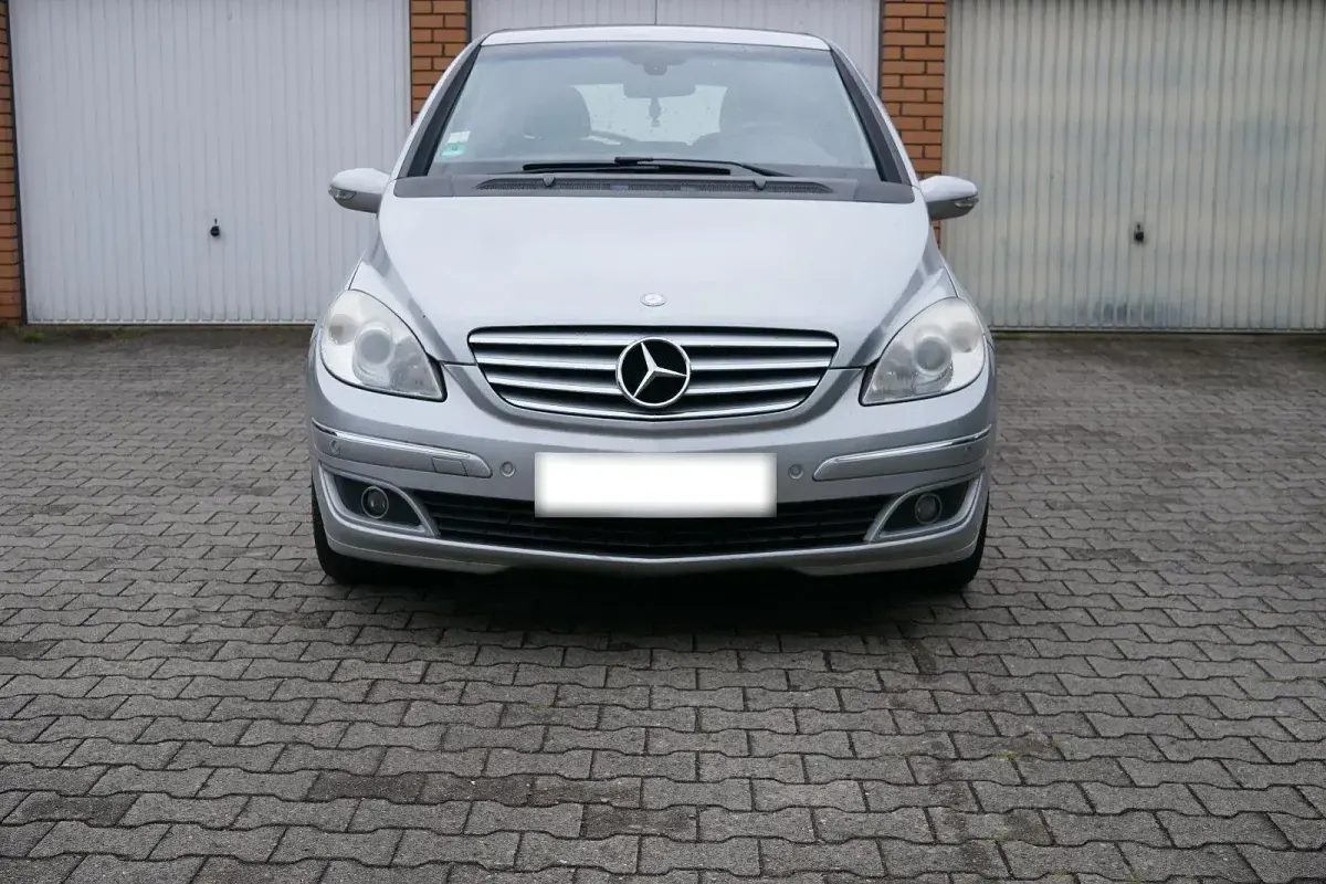 Gebraucht Mercedes B180 2006 Grau Van / Kleinbus