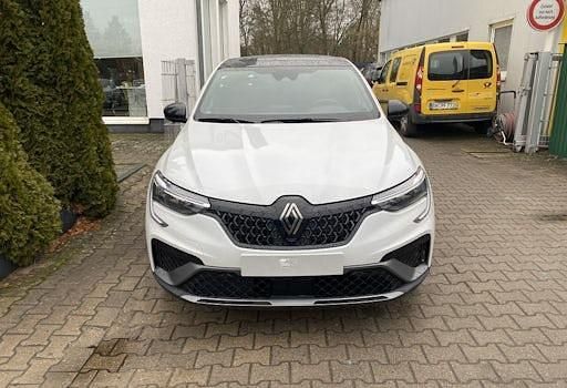 Gebraucht Renault Arkana Techno 143 PS (105 kW) 2024 Kyanitweiß metallic SUV