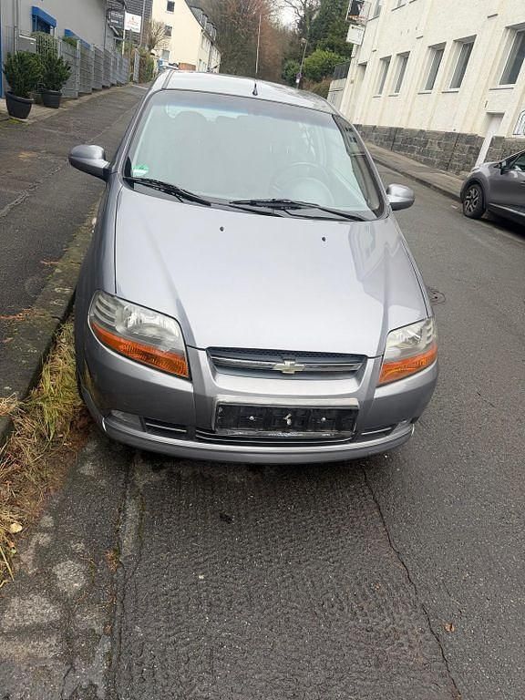 Gebraucht Chevrolet Kalos SX 94 PS (69 kW) 2006 Silber Limousine