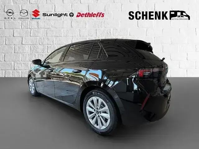 Gebraucht Opel Astra Edition 131 PS (96 kW) 2025 Schwarz Limousine