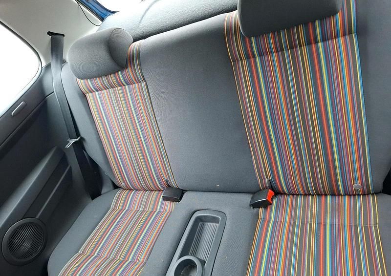 Gebraucht VW Fox 54 PS (39 kW) 2005 Blau Kleinwagen