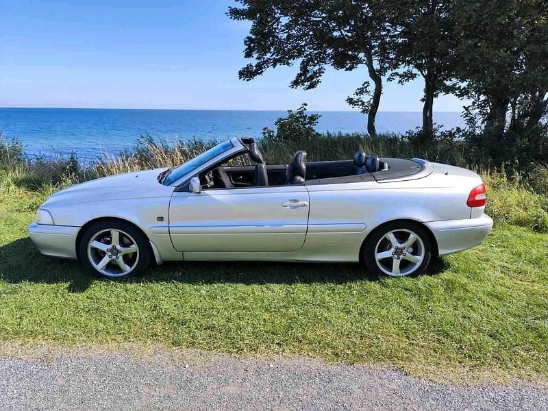 Gebraucht Volvo C70 200 PS (147 kW) 2002 Silber Cabrio