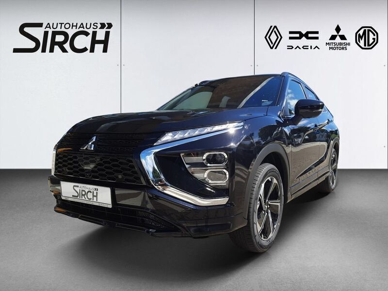 Schwarz Gebraucht 2022 Mitsubishi Eclipse Cross Plus SUV | 23.990 € (Guter Preis) - Bild 1/4