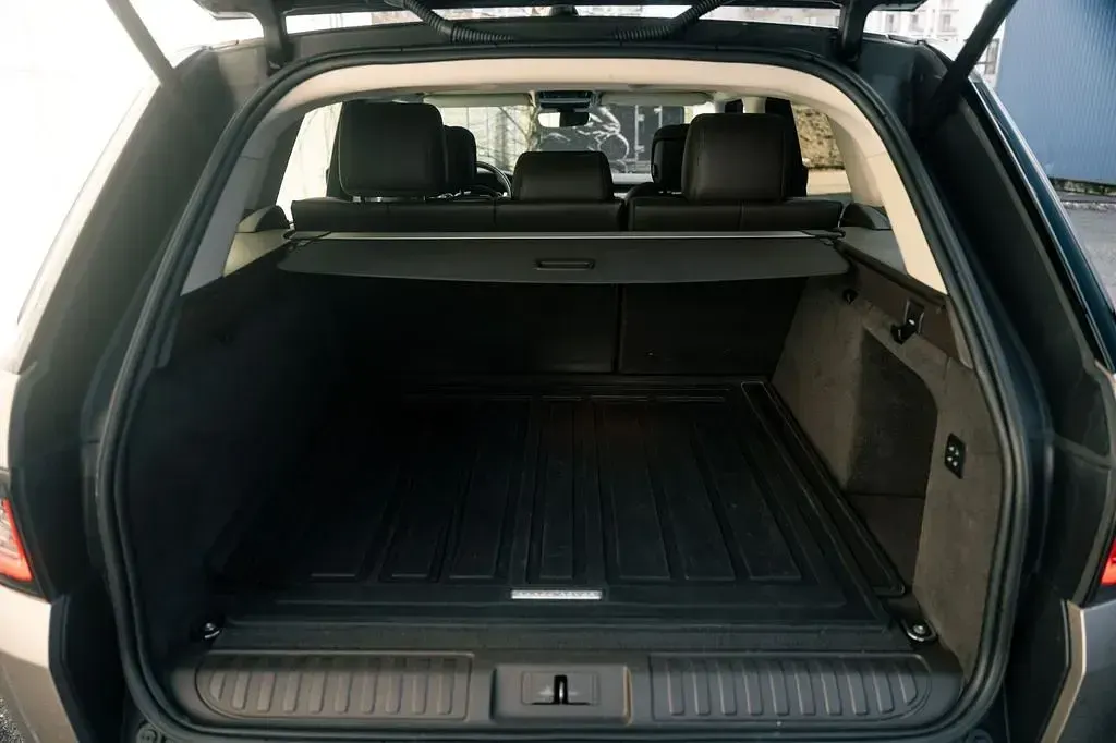 Gebraucht Land Rover Range Rover Sport HSE Dynamic 404 PS (297 kW) 2021 Grau SUV