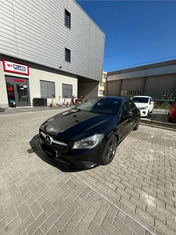 Gebraucht Mercedes CLA220 170 PS (125 kW) 2014 Schwarz Coupé