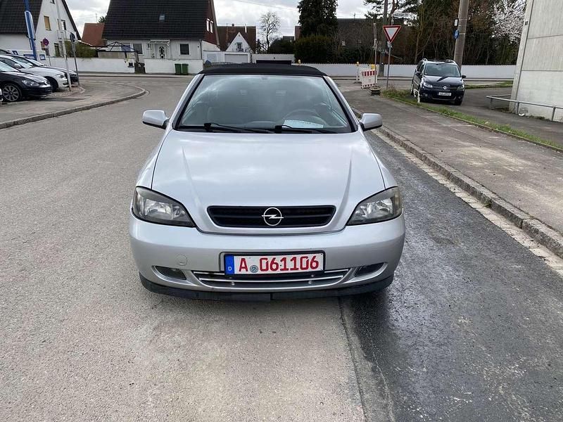 Gebraucht Opel Astra Cabriolet 147 PS (108 kW) 2003 Silber Cabrio
