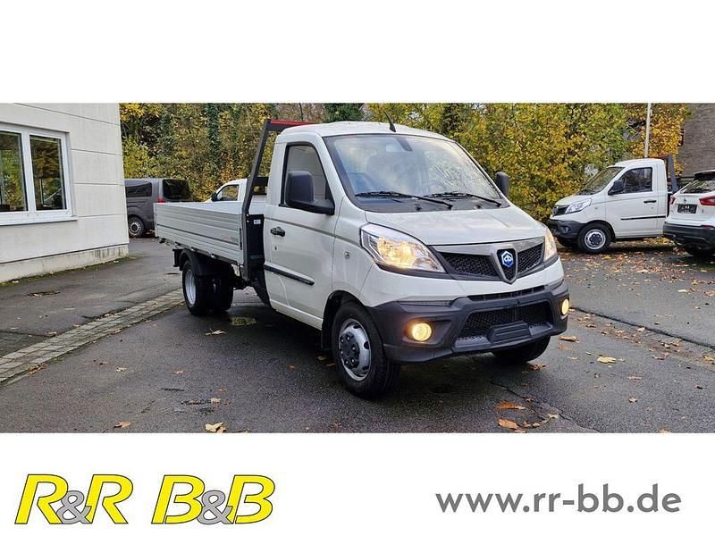 Weiss Neu 2025 Piaggio Porter Van | 25.585 € - Bild 1/4