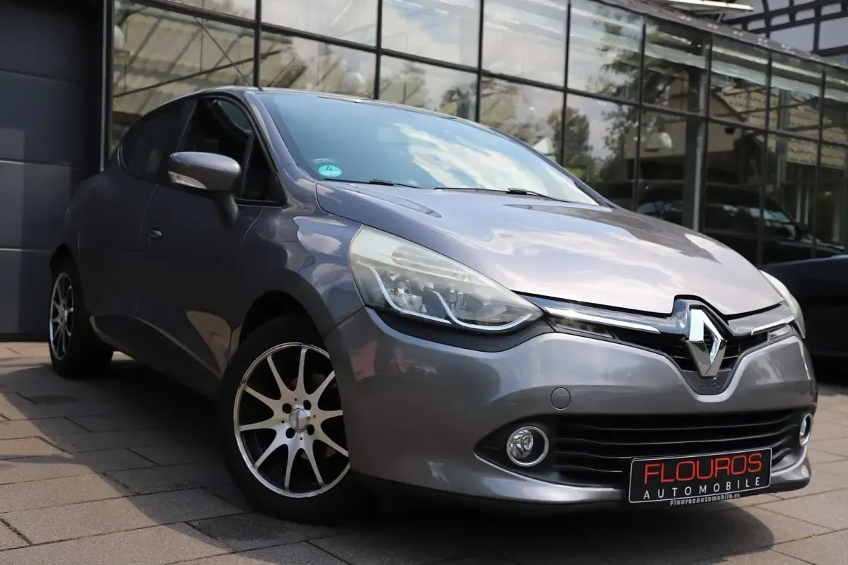 Gebraucht Renault Clio IV Dynamique 73 PS (53 kW) 2013 Grau Kleinwagen