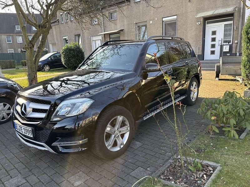 Gebraucht Mercedes GLK200 143 PS (105 kW) 2013 Schwarz SUV