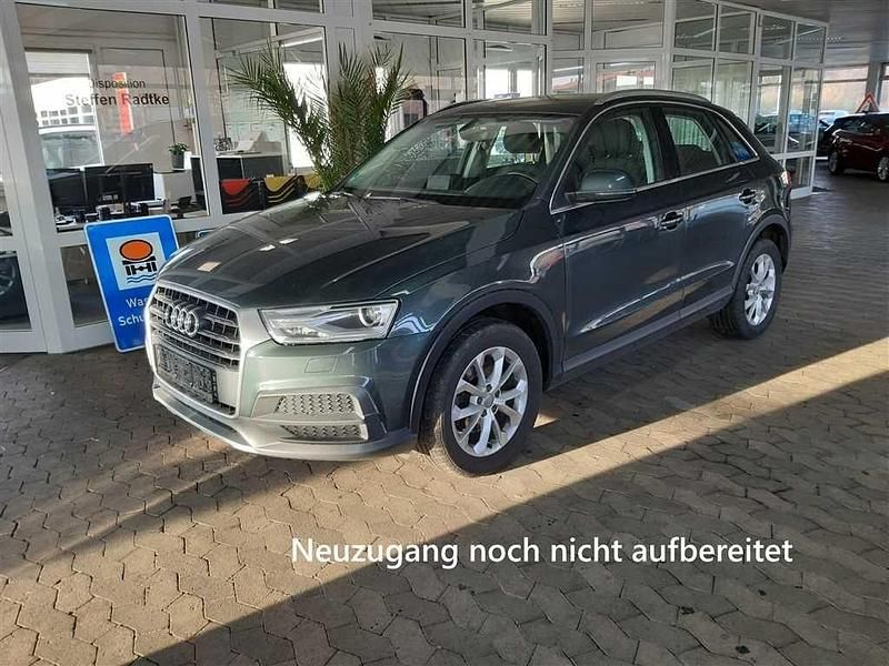Grün Gebraucht 2017 Audi Q3 Design SUV | 14.750 € (Guter Preis) - Bild 1/1