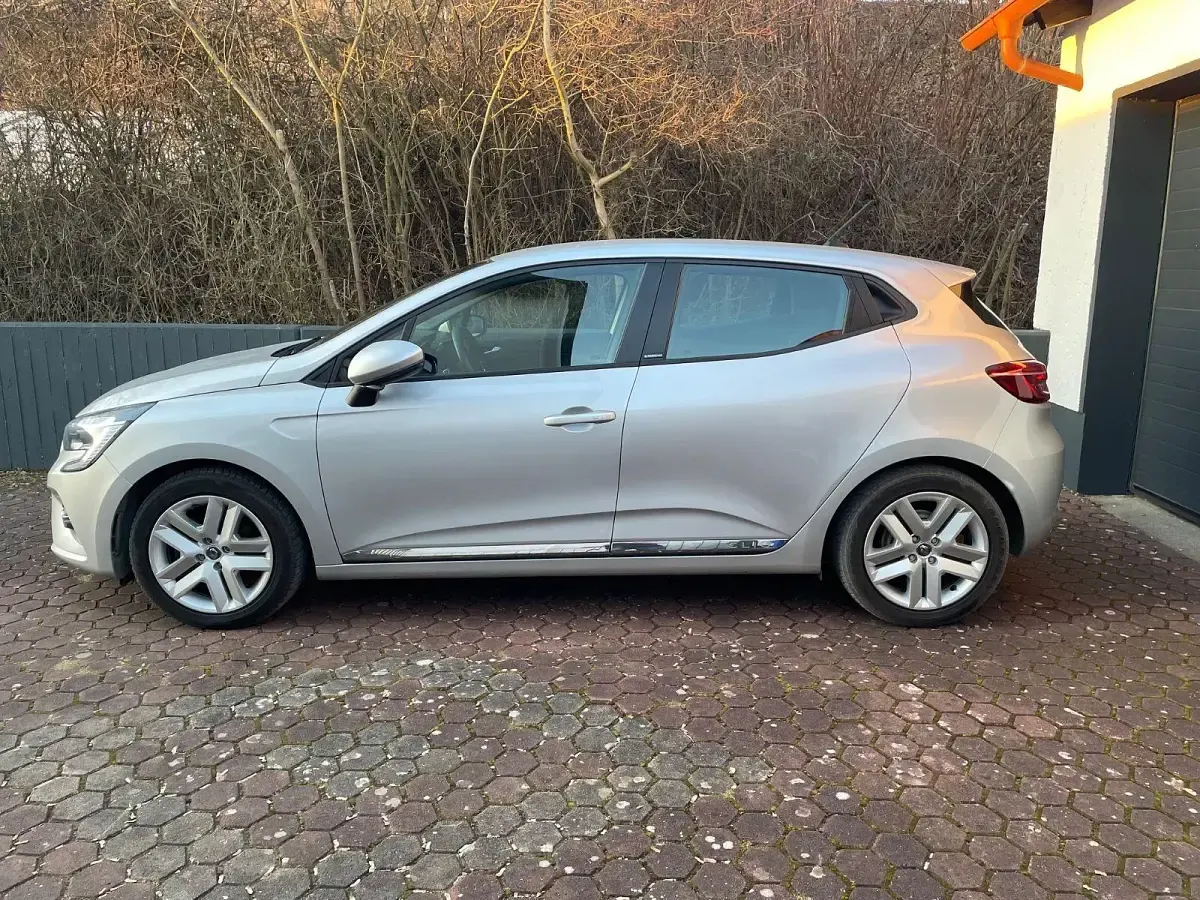 Gebraucht Renault Clio Experience 140 PS (102 kW) 2021 Grau Kleinwagen