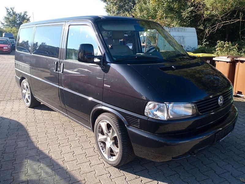 Gebraucht VW Caravelle Business 147 PS (108 kW) 1999 Schwarz Van / Kleinbus