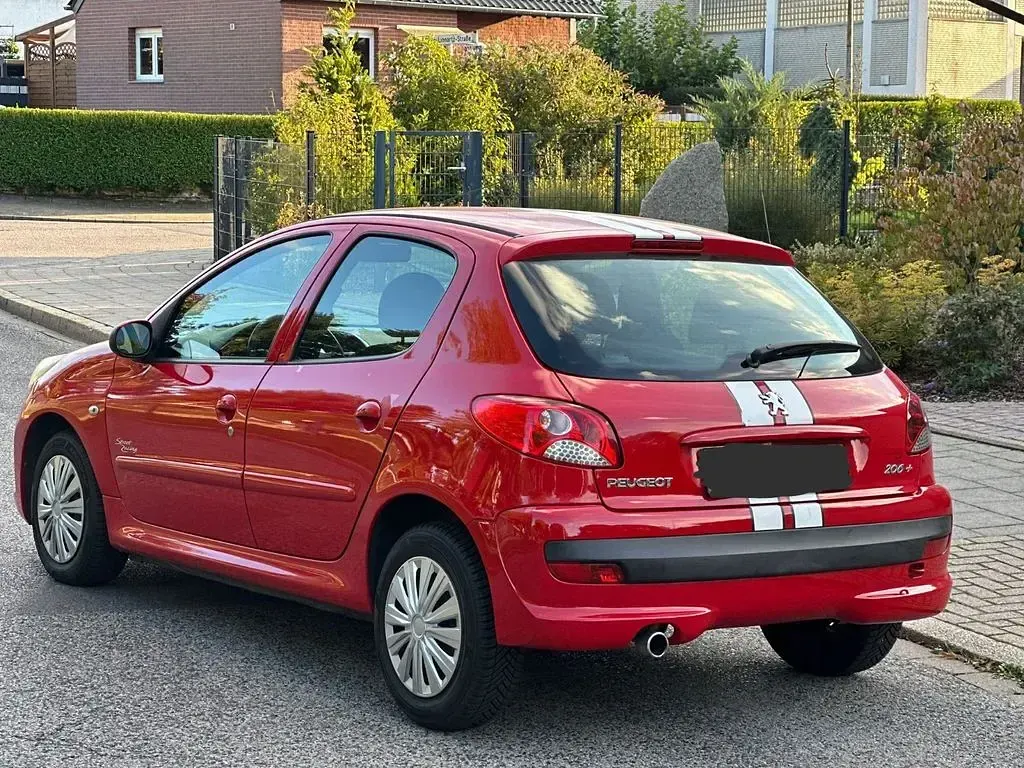 Gebraucht Peugeot 206 Sportium 73 PS (53 kW) 2012 Rot Limousine