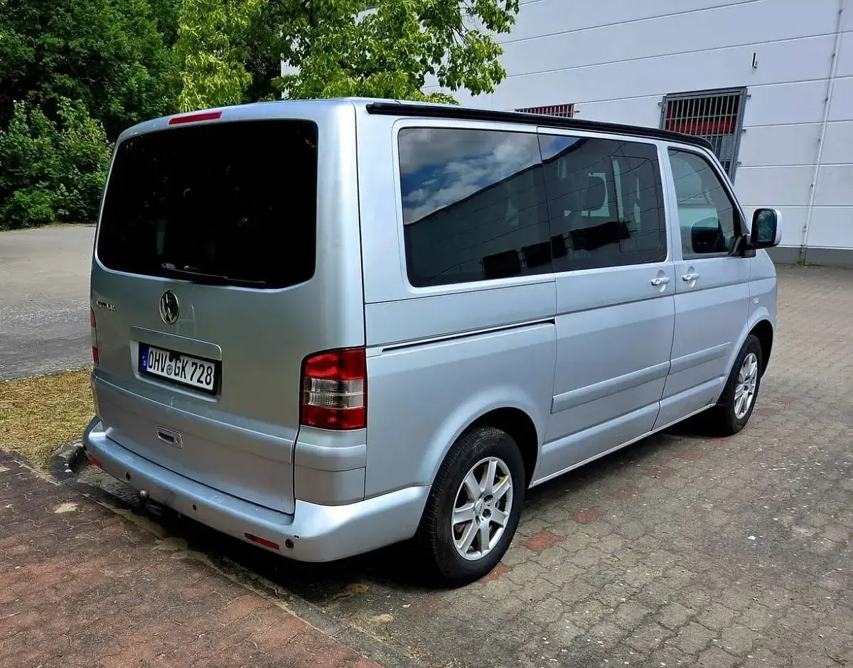 Gebraucht VW Multivan Comfortline 174 PS (127 kW) 2006 Silber Van / Kleinbus