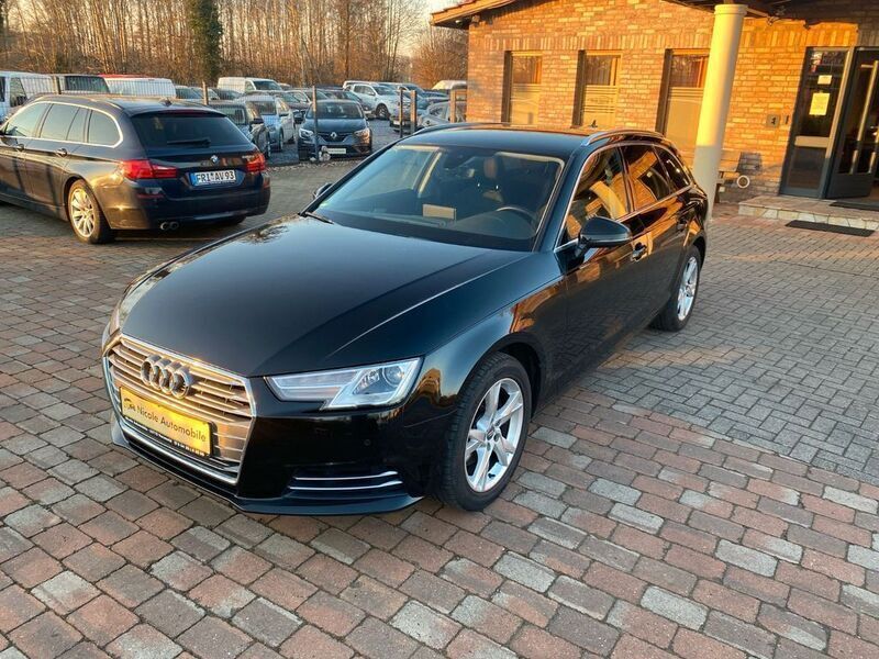 Schwarz Gebraucht 2018 Audi A4 S-Line Kombi | 14.450 € (Guter Preis) - Bild 1/4