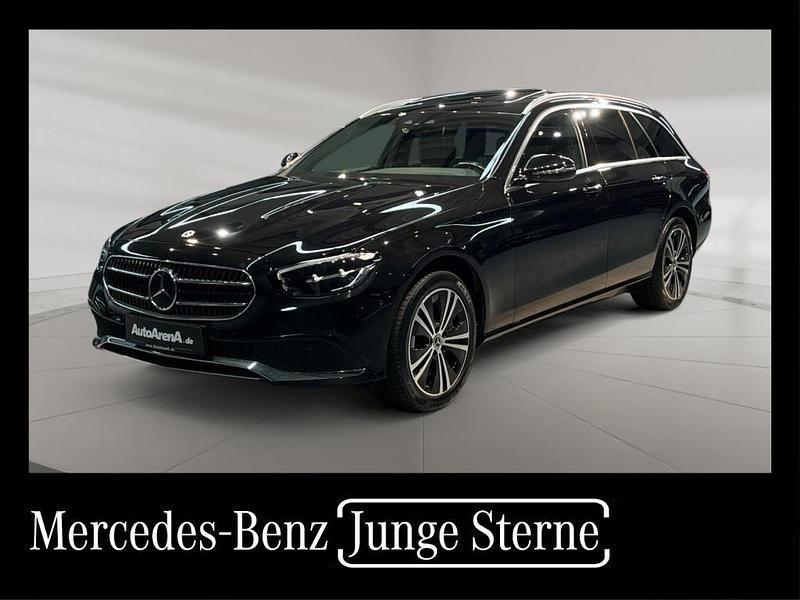 Schwarz Gebraucht 2022 Mercedes E400 Avantgarde Limousine | 39.329 € (Fairer Preis) - Bild 1/4
